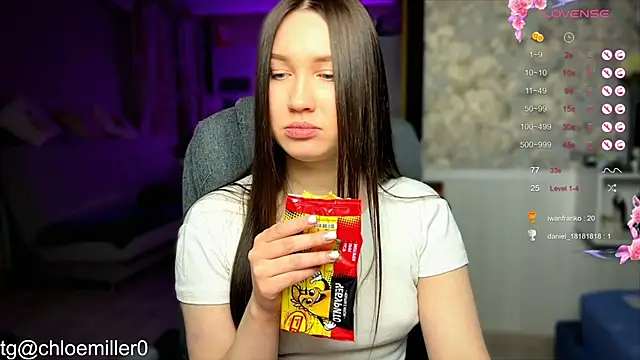 Snapshot of ChloeMillerMeow chatting on 01-28-25, 10:01 ChloeMillerMeow online show from 01-28-25, 10:01