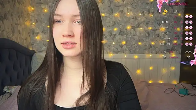 Snapshot of ChloeMillerMeow chatting on 03-13-25, 08:37 ChloeMillerMeow online show from 03-13-25, 08:37