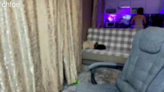 Snapshot of ChloeMillerMeow chatting on 10-14-25, 06:20 ChloeMillerMeow online show from 10-14-25, 06:20