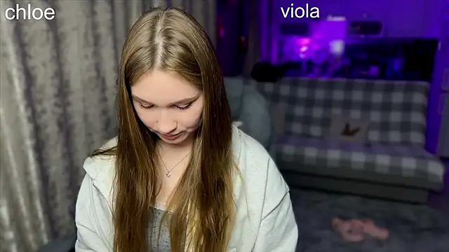 Snapshot of ChloeMillerMeow chatting on 11-10-25, 03:11 ChloeMillerMeow online show from 11-10-25, 03:11