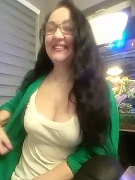 Snapshot of CamilleDesire chatting on 12-08-24, 04:39 CamilleDesire online show from 12-08-24, 04:39