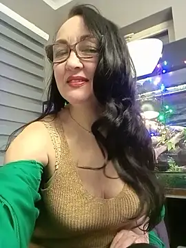 Snapshot of CamilleDesire chatting on 01-18-25, 04:53 CamilleDesire online show from 01-18-25, 04:53