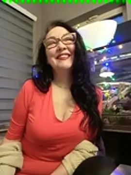 Snapshot of CamilleDesire chatting on 02-03-25, 05:03 CamilleDesire online show from 02-03-25, 05:03