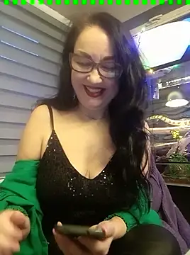 Snapshot of CamilleDesire chatting on 02-14-25, 05:14 CamilleDesire online show from 02-14-25, 05:14