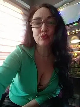 Snapshot of CamilleDesire chatting on 02-16-25, 04:32 CamilleDesire online show from 02-16-25, 04:32