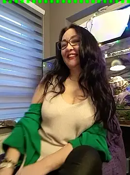 Snapshot of CamilleDesire chatting on 02-18-25, 04:59 CamilleDesire online show from 02-18-25, 04:59