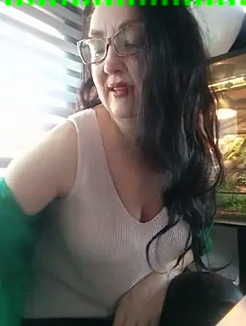 Snapshot of CamilleDesire chatting on 03-04-25, 05:13 CamilleDesire online show from 03-04-25, 05:13