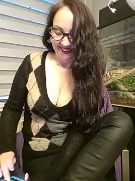 Snapshot of CamilleDesire chatting on 10-02-25, 05:31 CamilleDesire online show from 10-02-25, 05:31