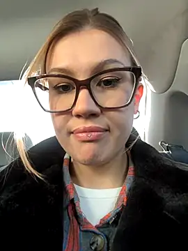 RinaCat online show from 10-15-25, 05:18