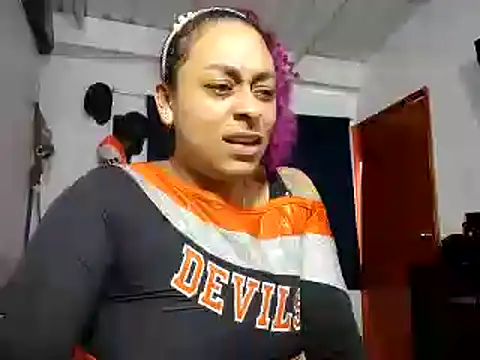 Cata Blue   online show from 01-30-25, 05:49