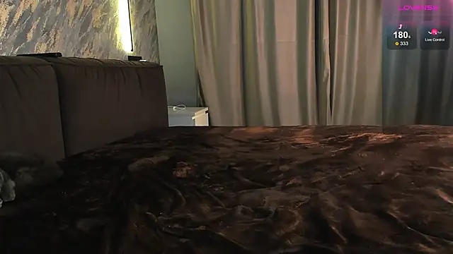 laflamebella online show from 02-25-26, 03:54