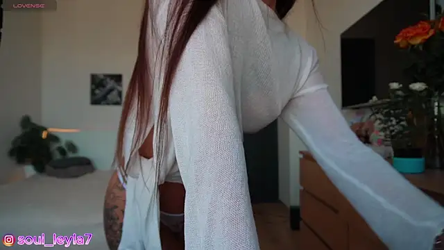 Sola LI online show from 09-11-25, 06:02