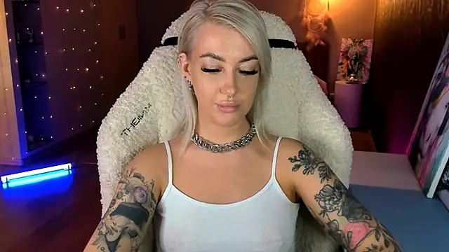 Snapshot of tykioty_Miley chatting on 03-07-26, 12:13 tykioty Miley online show from 03-07-26, 12:13