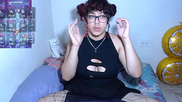 Eli666uwu online show from 02-02-25, 04:05