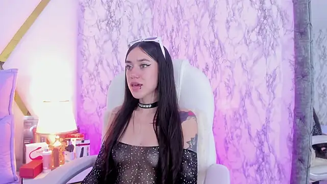 Athziry  online show from 12-15-24, 10:50