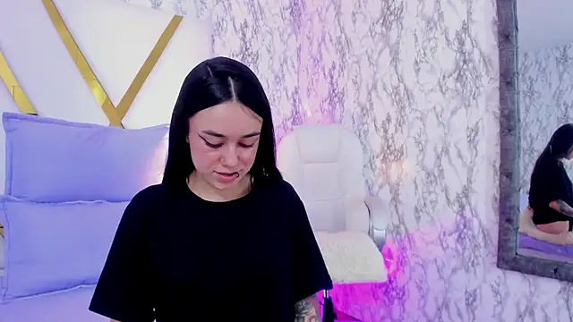 Athziry  online show from 12-17-24, 12:12