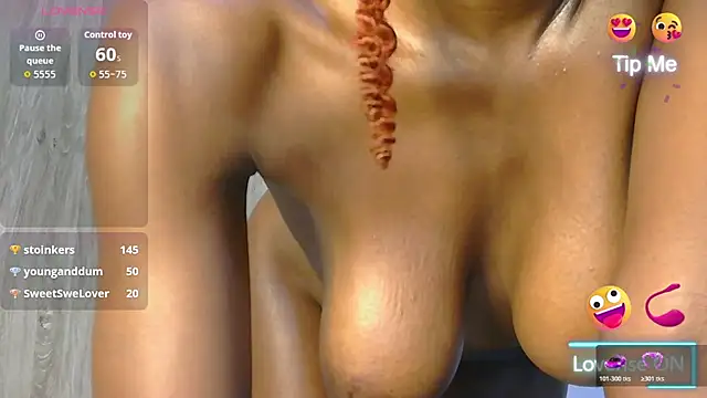 Snapshot of _luna_nyx chatting on 10-28-25, 08:51 luna nyx online show from 10-28-25, 08:51