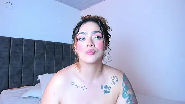 KayllaEvanss  online show from 05-01-26, 12:21