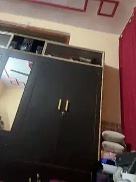 Snapshot of mrtoy121 chatting on 12-25-24, 05:37 mrtoy121 online show from 12-25-24, 05:37