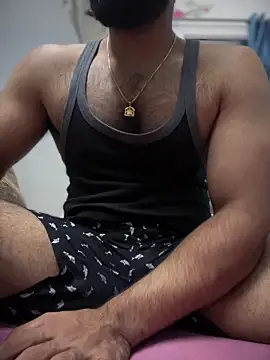 Snapshot of mrtoy121 chatting on 09-09-25, 06:18 mrtoy121 online show from 09-09-25, 06:18