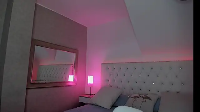 Snapshot of keyla__ross chatting on 12-16-24, 07:43 keyla ross online show from 12-16-24, 07:43