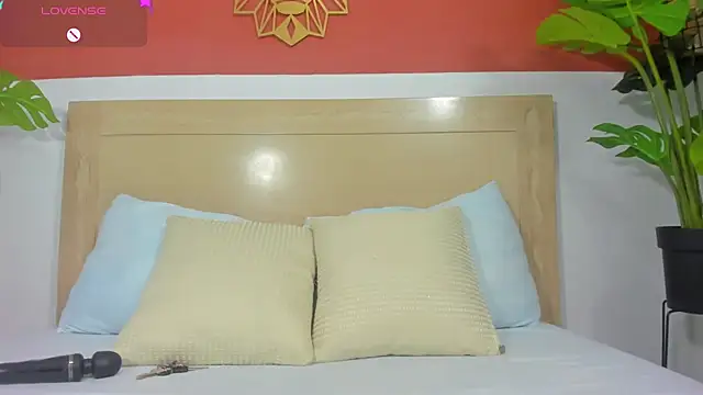 lili cardenas  online show from 04-01-26, 02:34