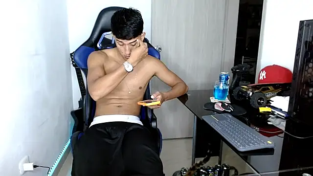 Juan da01 online show from 03-08-25, 01:06