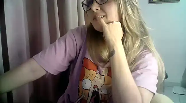 Snapshot of katy_pp chatting on 01-07-25, 02:53 katy pp online show from 01-07-25, 02:53