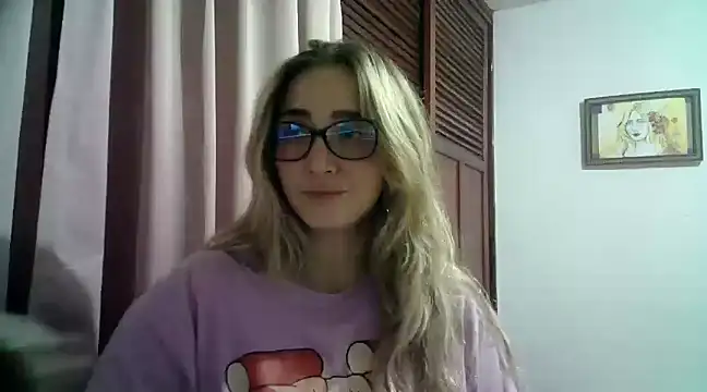 Snapshot of katy_pp chatting on 01-09-25, 03:26 katy pp online show from 01-09-25, 03:26