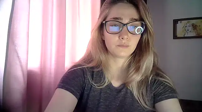 Snapshot of katy_pp chatting on 01-09-25, 07:50 katy pp online show from 01-09-25, 07:50