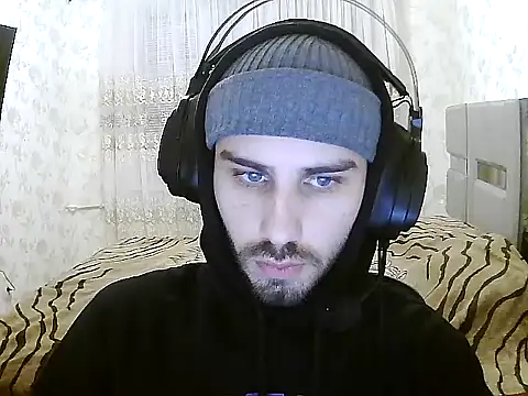 sweetbuddy3307 online show from 12-22-25, 07:44