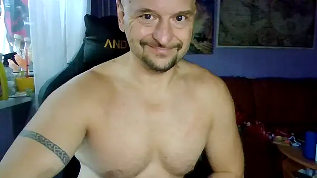 Sports-beast online show from 10-17-25, 06:05