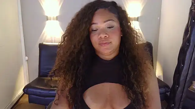 Snapshot of ashley_Tompson1 chatting on 01-18-25, 03:16 ashley Tompson1 online show from 01-18-25, 03:16