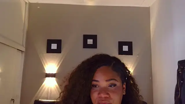 Snapshot of ashley_Tompson1 chatting on 01-23-25, 03:43 ashley Tompson1 online show from 01-23-25, 03:43