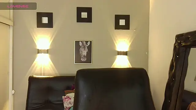 Snapshot of ashley_Tompson1 chatting on 02-06-25, 12:37 ashley Tompson1 online show from 02-06-25, 12:37