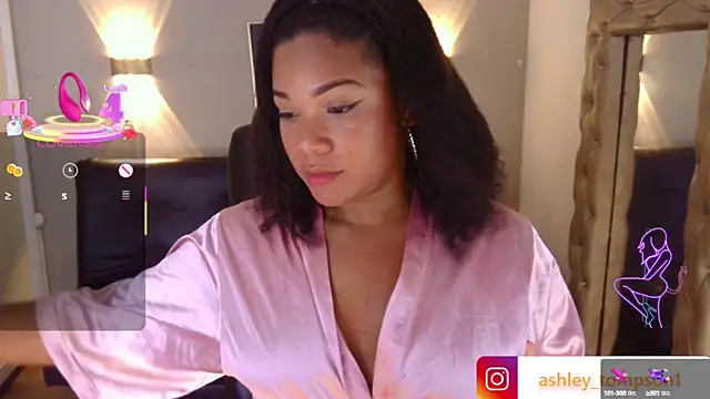 Snapshot of ashley_Tompson1 chatting on 03-08-25, 06:37 ashley Tompson1 online show from 03-08-25, 06:37