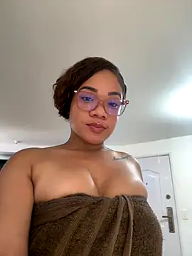 Snapshot of ashley_Tompson1 chatting on 10-04-25, 12:14 ashley Tompson1 online show from 10-04-25, 12:14