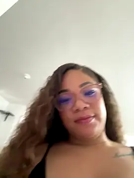 Snapshot of ashley_Tompson1 chatting on 10-08-25, 12:14 ashley Tompson1 online show from 10-08-25, 12:14