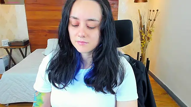 KatherineBond online show from 01-25-25, 11:43