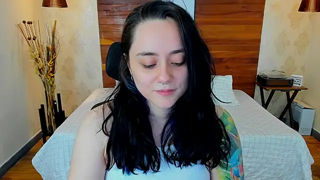 KatherineBond online show from 02-12-25, 12:16