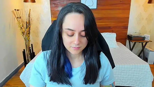 KatherineBond online show from 02-12-25, 08:18