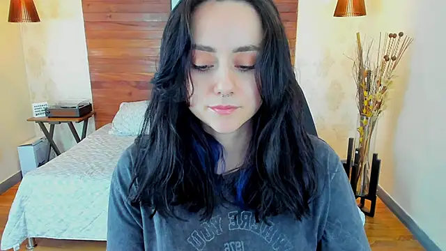 KatherineBond online show from 03-01-25, 10:42