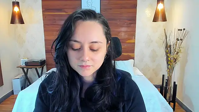 KatherineBond online show from 03-20-25, 07:35