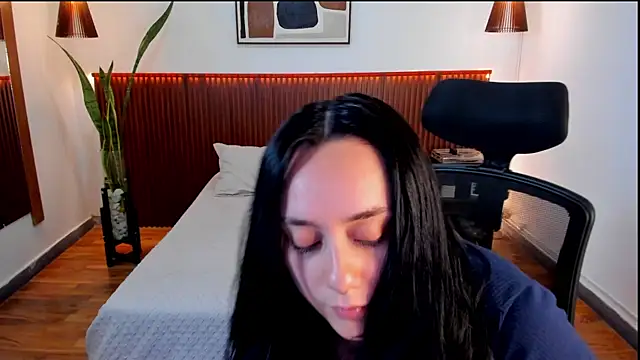 KatherineBond online show from 09-17-25, 07:59