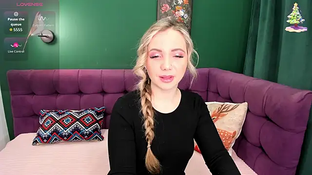 EvaMoran online show from 03-18-26, 01:42