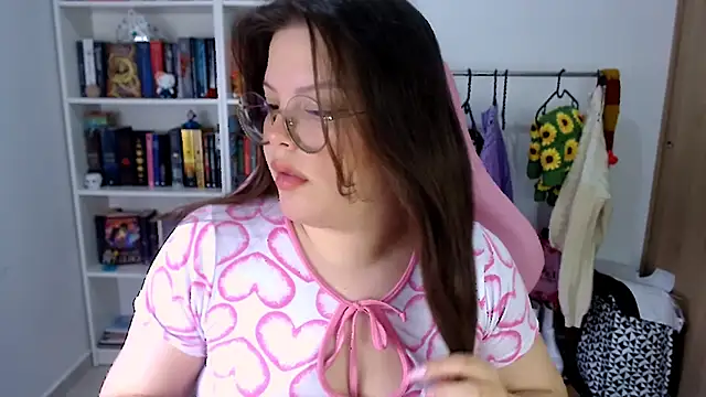 Gabiwaifu online show from 11-23-25, 08:52