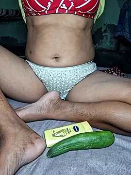 Priya Bong online show from 10-17-25, 02:59