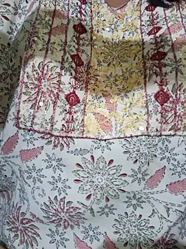 Priya Bong online show from 10-20-25, 02:34