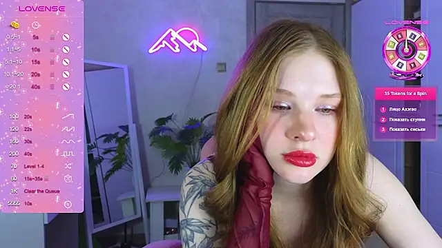 TrissMerigold9 online show from 02-14-26, 04:48