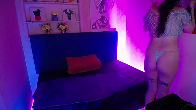 Snapshot of AnnaliOlsenX chatting on 02-15-25, 04:34 AnnaliOlsenX online show from 02-15-25, 04:34